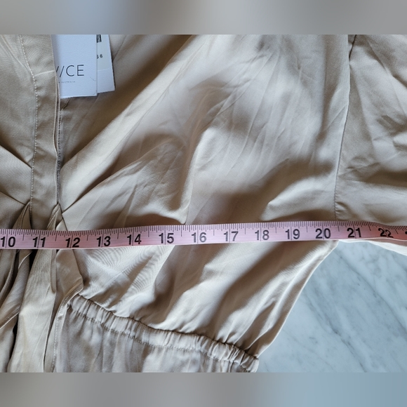 Twiice Zafara Nude Blouse Top NWT - Picture 7 of 9